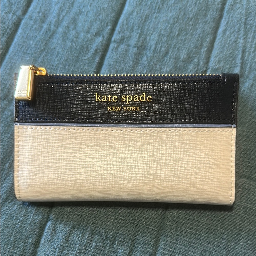 Kate Spade ♠️ Navy blue and Cream Leather Wallet